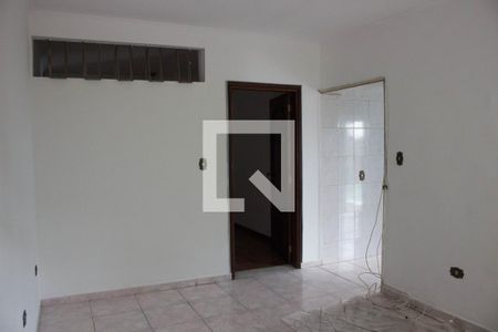 Casa à venda com 674m², 3 quartos e 2 vagasCasa 4