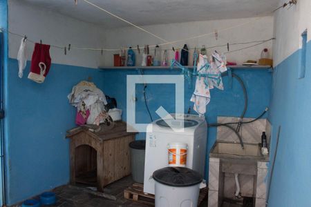 Casa à venda com 674m², 3 quartos e 2 vagasLavanderia 