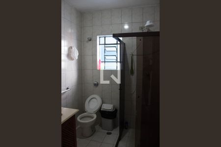 Casa à venda com 674m², 3 quartos e 2 vagasBanheiro 