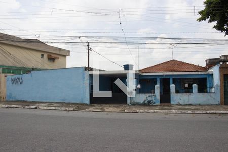 Casa à venda com 674m², 3 quartos e 2 vagasFachada 