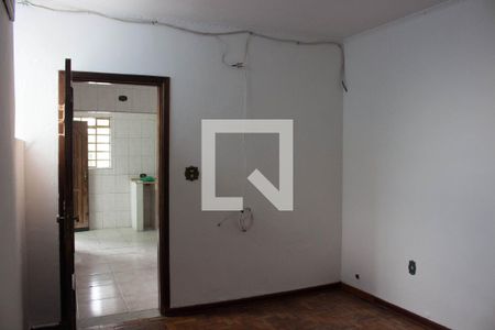 Casa à venda com 674m², 3 quartos e 2 vagasCasa 4