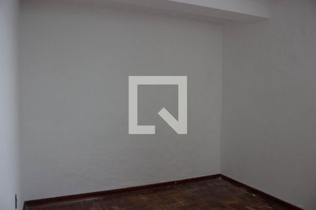 Casa à venda com 674m², 3 quartos e 2 vagasCasa 4