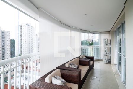 Varanda de apartamento à venda com 4 quartos, 247m² em Vila Sofia, São Paulo