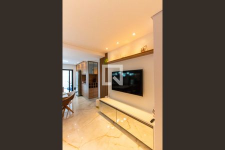 Sala de casa de condomínio para alugar com 4 quartos, 147m² em Parque Rincão, Cotia