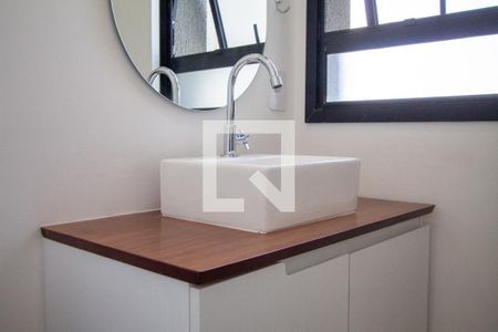 Lavabo de apartamento para alugar com 1 quarto, 37m² em Presidente Altino, Osasco