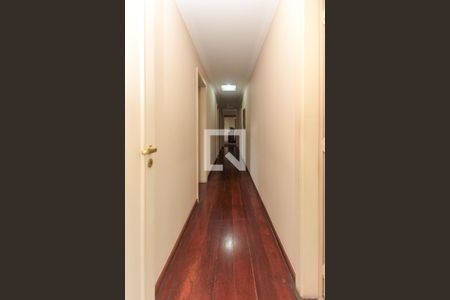 Apartamento à venda com 193m², 4 quartos e 2 vagasCorredor