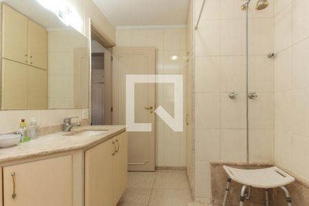 Apartamento à venda com 193m², 4 quartos e 2 vagasBanheiro da Suíte