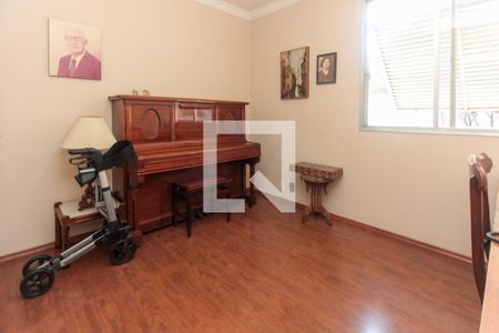 Apartamento à venda com 193m², 4 quartos e 2 vagasQuarto 1