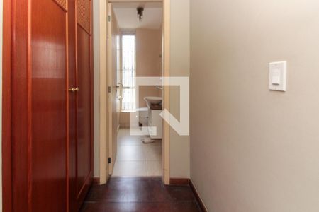Apartamento à venda com 193m², 4 quartos e 2 vagasLavabo