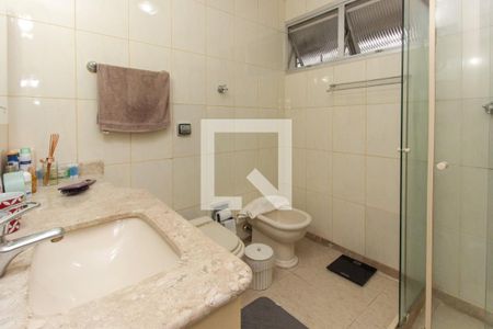Apartamento à venda com 193m², 4 quartos e 2 vagasBanheiro