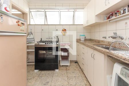 Apartamento à venda com 193m², 4 quartos e 2 vagasCozinha