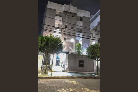 Fachada de apartamento para alugar com 2 quartos, 65m² em Buritis, Belo Horizonte