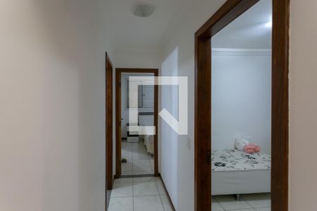 Corredor de apartamento para alugar com 2 quartos, 65m² em Buritis, Belo Horizonte