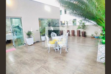 Apartamento à venda com 200m², 3 quartos e 2 vagas