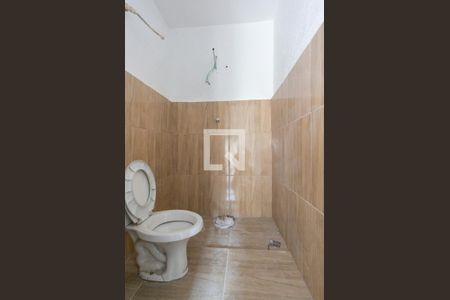 Banheiro de casa para alugar com 1 quarto, 30m² em Vila Marina, São Paulo