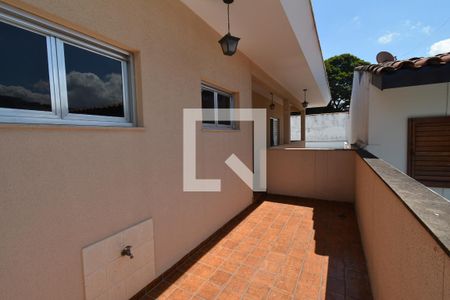 Casa à venda com 291m², 4 quartos e 4 vagas Casa à venda com 291m², 4 quartos e 4 vagasSacada Suíte 2