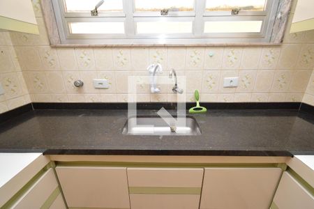 Casa à venda com 291m², 4 quartos e 4 vagas Casa à venda com 291m², 4 quartos e 4 vagasCozinha