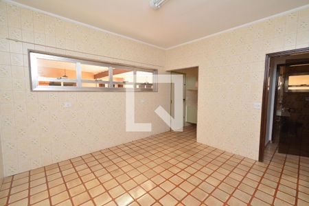 Casa à venda com 291m², 4 quartos e 4 vagas Casa à venda com 291m², 4 quartos e 4 vagasCozinha