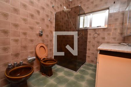 Casa à venda com 291m², 4 quartos e 4 vagas Casa à venda com 291m², 4 quartos e 4 vagasBanheiro da Suíte 3