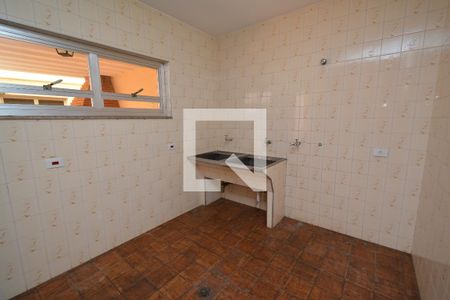 Casa à venda com 291m², 4 quartos e 4 vagas Casa à venda com 291m², 4 quartos e 4 vagasCozinha 2