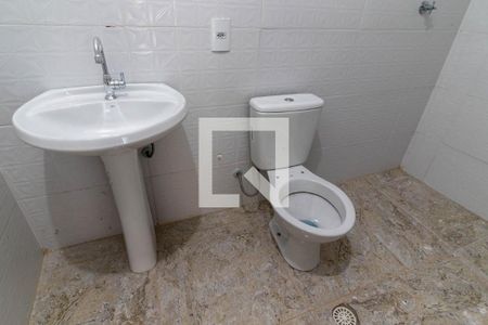 Casa para alugar com 40m², 2 quartos e sem vagaBanheiro