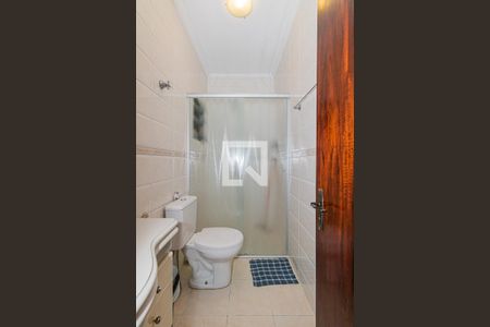 Casa à venda com 104m², 2 quartos e 4 vagas Casa à venda com 104m², 2 quartos e 4 vagasBanheiro da Suíte 2