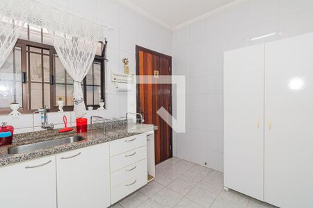 Casa à venda com 104m², 2 quartos e 4 vagas Casa à venda com 104m², 2 quartos e 4 vagasCozinha