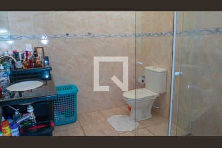 Casa à venda com 150m², 4 quartos e 2 vagas Casa à venda com 150m², 4 quartos e 2 vagasBanheiro da Suíte