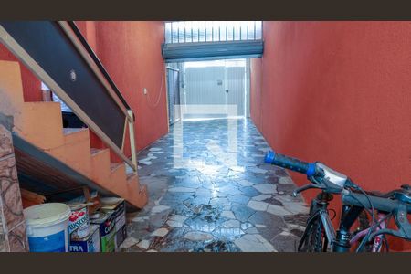 Casa à venda com 150m², 4 quartos e 2 vagas Casa à venda com 150m², 4 quartos e 2 vagasGaragem