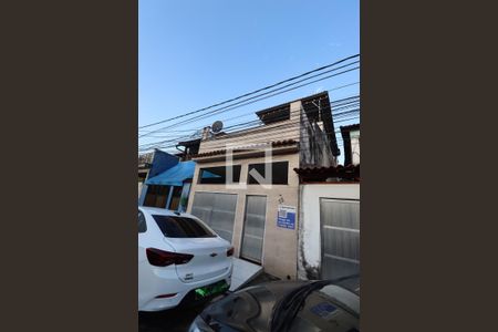 Casa de condomínio à venda com 200m², 2 quartos e 2 vagasFachada