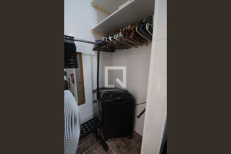 Casa de condomínio à venda com 200m², 2 quartos e 2 vagasQuarto_1_closet