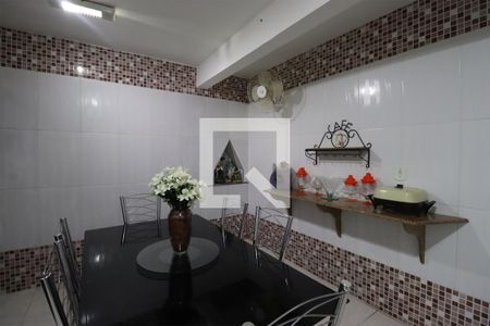 Sala de jantar de casa de condomínio à venda com 2 quartos, 200m² em Irajá, Rio de Janeiro