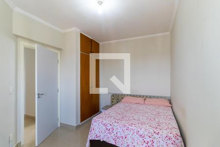 Quarto de apartamento à venda com 1 quarto, 42m² em Vila Itapura, Campinas
