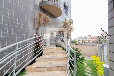 Apartamento à venda com 3 quartos, 164m² em Jardim Montanhês, Belo Horizonte