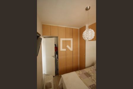 Apartamento à venda com 50m², 2 quartos e 1 vagaQuarto 2 - Armários