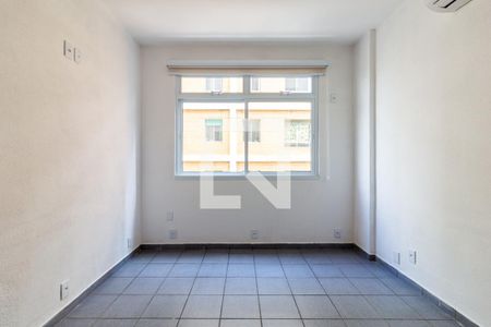 Sala de apartamento para alugar com 1 quarto, 45m² em Jardim Paulistano, São Paulo