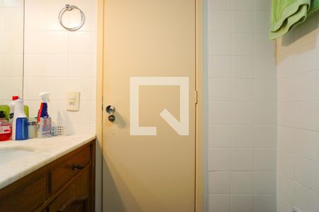 Apartamento à venda com 84m², 2 quartos e 1 vaga Apartamento à venda com 84m², 2 quartos e 1 vagaBanheiro da Suíte 1