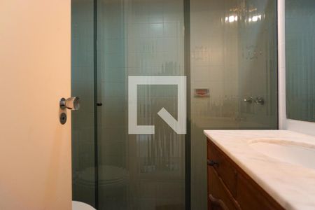 Apartamento à venda com 84m², 2 quartos e 1 vaga Apartamento à venda com 84m², 2 quartos e 1 vagaBanheiro da Suíte 1