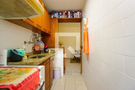 Apartamento à venda com 84m², 2 quartos e 1 vaga Apartamento à venda com 84m², 2 quartos e 1 vagaCozinha e Área de Serviço