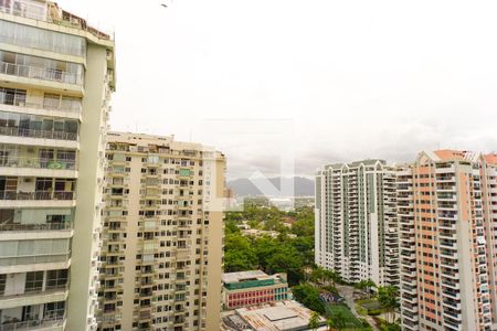 Apartamento à venda com 84m², 2 quartos e 1 vaga Apartamento à venda com 84m², 2 quartos e 1 vagaVista da Varanda da Sala