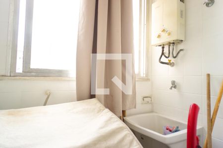 Apartamento à venda com 84m², 2 quartos e 1 vaga Apartamento à venda com 84m², 2 quartos e 1 vagaCozinha e Área de Serviço