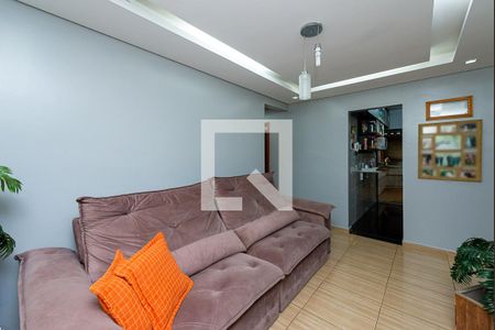 Sala de TV de apartamento à venda com 3 quartos, 57m² em Itatiaia, Belo Horizonte