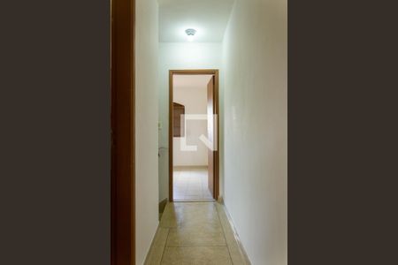 Corredor de casa para alugar com 2 quartos, 68m² em Capela do Socorro, São Paulo