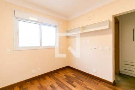 Apartamento à venda com 206m², 4 quartos e 4 vagasSuíte 2