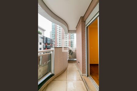 Apartamento à venda com 206m², 4 quartos e 4 vagasSuíte 1 - Varanda