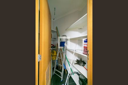 Apartamento à venda com 206m², 4 quartos e 4 vagasCozinha - Dispensa