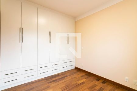Apartamento à venda com 206m², 4 quartos e 4 vagasQuarto 4