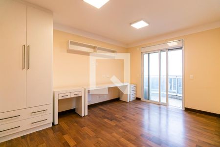 Apartamento à venda com 206m², 4 quartos e 4 vagasSuíte 1