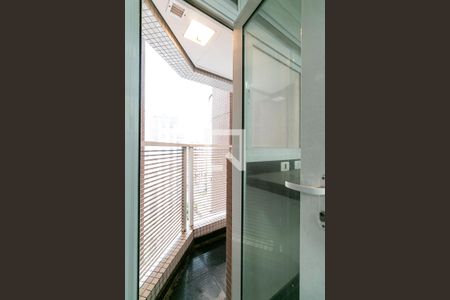 Apartamento à venda com 206m², 4 quartos e 4 vagasÁrea de Serviço - Varanda