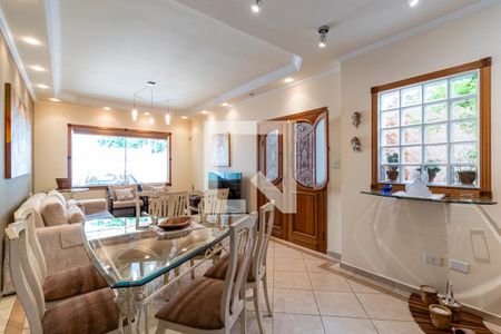 1o. Andar - Sala de casa à venda com 3 quartos, 230m² em Vila Brasilina, São Paulo